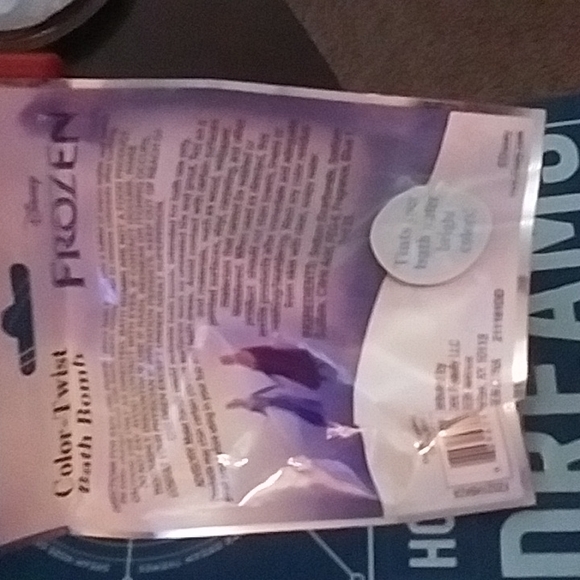 frozen Bath Bomb - Picture 2 of 3